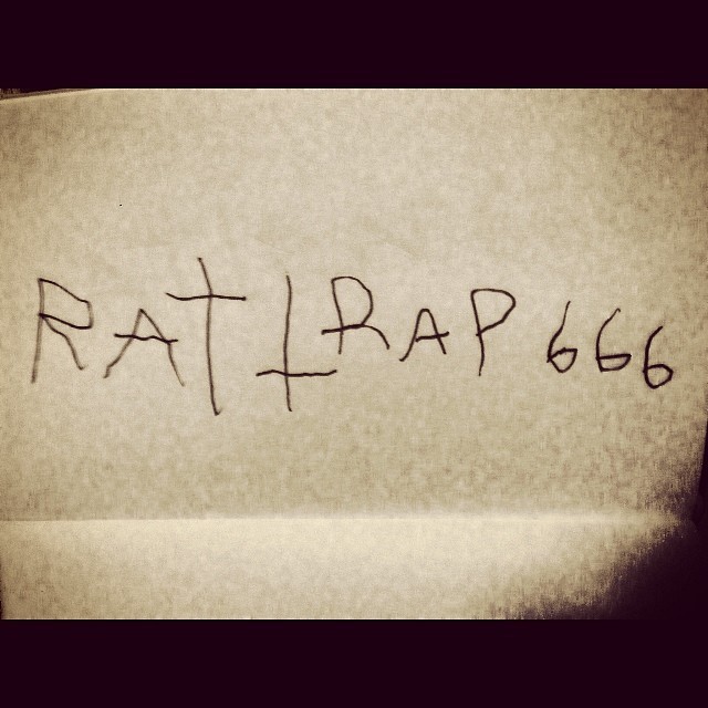 DIE ANTWOORD ft. DJ Muggs – Rat Trap 666 !